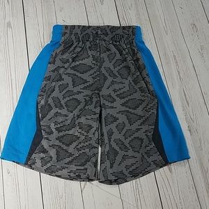 Tek gear boys size 8 athletic shorts